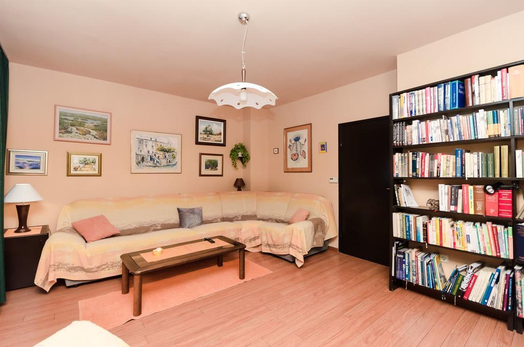 Apartment Bozena Punat Exterior foto