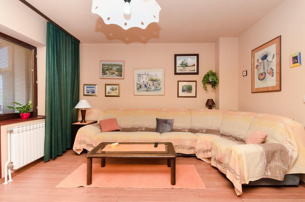 Apartment Bozena Punat Exterior foto